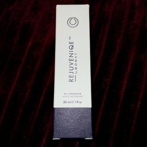 Monat Rejuveniqe oil intensive